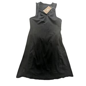 On Cloud Women's XL Studio Athletic Dress With Built In Tights Close Fit NWT